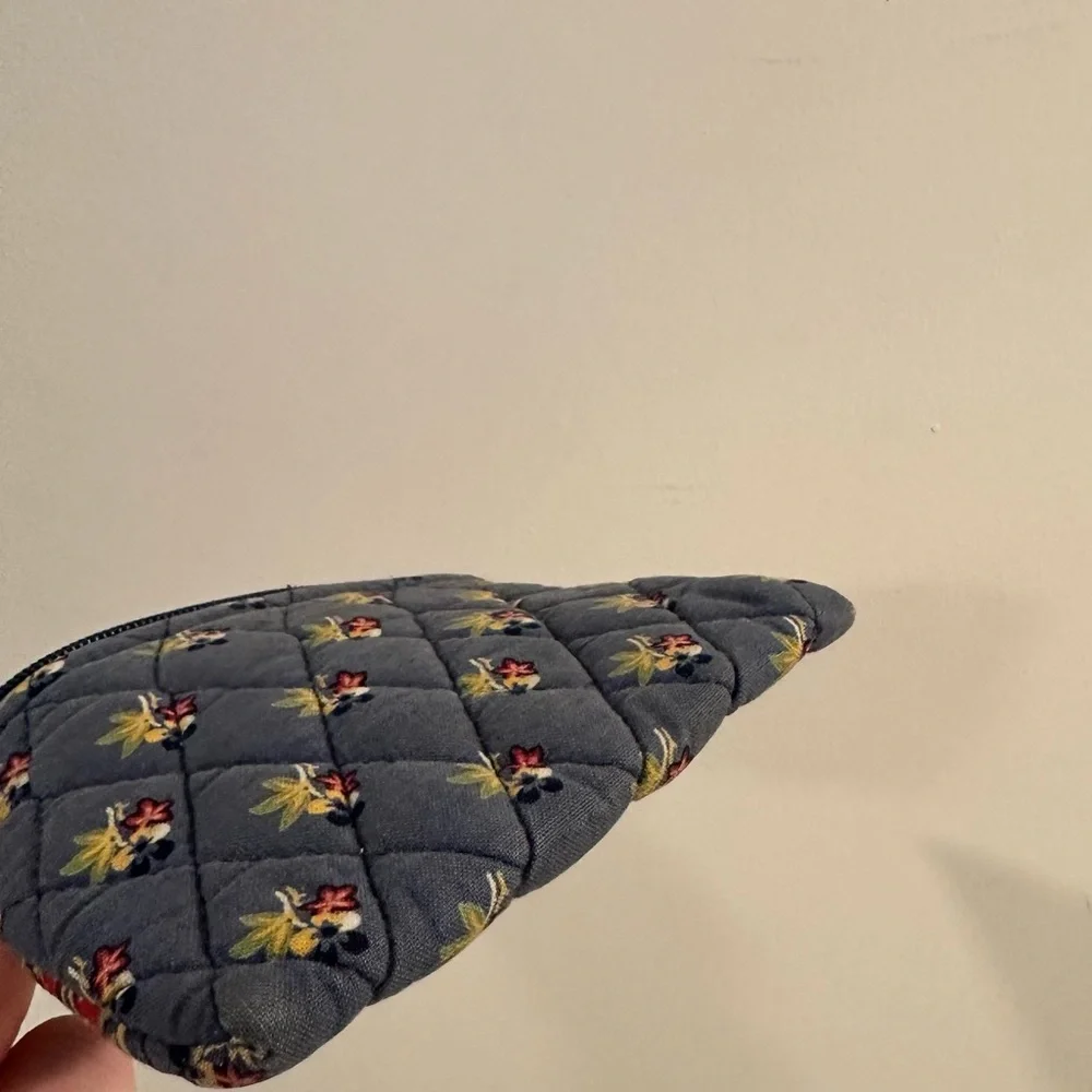 Vintage Vera Bradley Floral Zipper Pouch in Blue